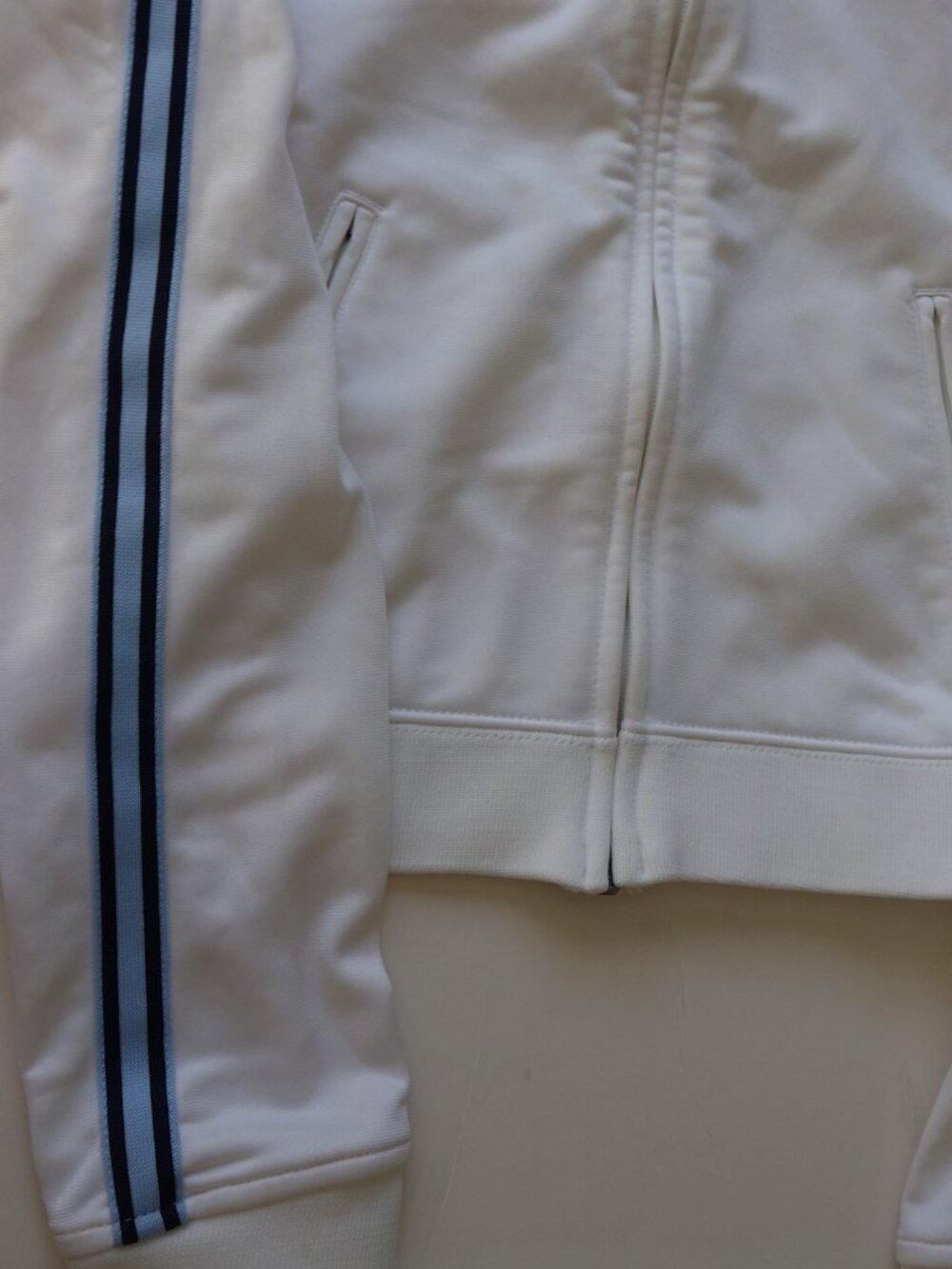 Abercrombie & Fitch XS 100% Polyester White/Blue Jacket 100% Polyester Vintage